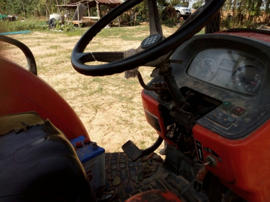 ขายรถไถKUBOTA M7040 เล่มทะเบียน ห้าพันกว่าชั่วโมง  ราคา348,000บ. สนใจ 0835601591 หรือ 0903494058