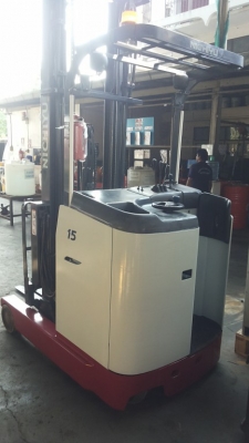 ขายรถ nichiyu ไฟฟ้ายืนขับ รุ่น 75 ขนาด 1.5 ตัน พร้อมตู้ชาร์จ