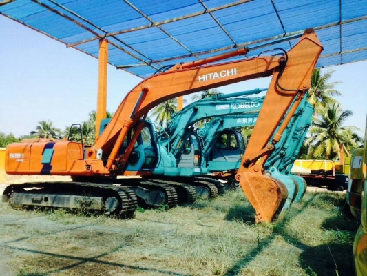 ขายรถขุด EX 200-3 รถนำเข้าจากนอกแท้ยังไม่ใช้งานในไทยใบ 60 มีแอร์เอกสารอินวอยไฟฟ้าครบสภาพเดิมสวยเต็มพร้อมใช้งานร้านละอองดาวแทรคเตอร์นครชัยศรี