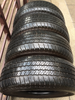 ยาง Bridgestone 265 60 18 ปี16 ดอกเต็ม ไม่มีปะ เนื้อนิ่มๆ ราคาไม่แพง