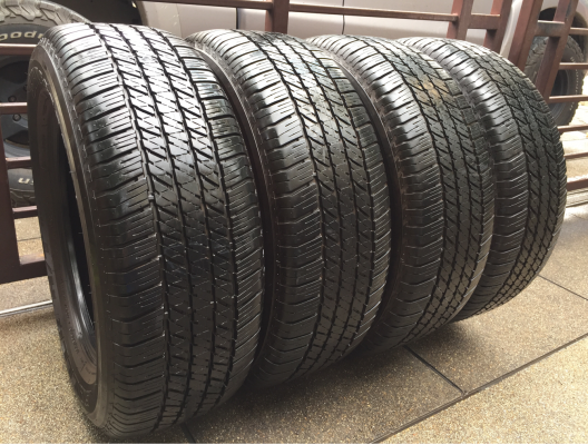 ยาง Bridgestone 265 60 18 ปี16 ดอกเต็ม ไม่มีปะ เนื้อนิ่มๆ ราคาไม่แพง ยาง Bridgestone 265 60 18 ปี16 ดอกเต็ม ไม่มีปะ เนื้อนิ่มๆ ราคาไม่แพง
