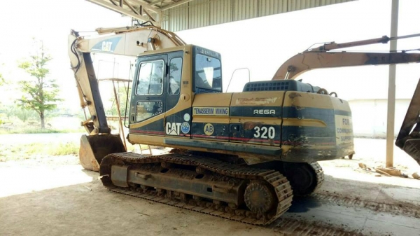 ขายรถขุดCAT 320Bเอกสารเล่มทะเบียน ช่วงล่างดี ไฟฟ้าครบเครื่องเดิม บูมสวย วีดีโอทำงาน https://youtu.be/sec1dvn8N6k