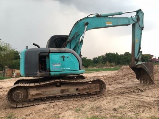 เก่านอก 1 ปี 980,000 KOBELCO SK135SR เครื่องดี ปั้มแรง โช่หนา เอวแน่น ไฟฟ้าครบ เอกสารอินวอยท์  รถอยู่ จ.ร้อยเอ็ด โทร 098-1862844 อ๊อฟ 101 ไอดีไลน์ ja5657