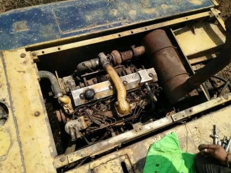 KOMATSU PC120-5