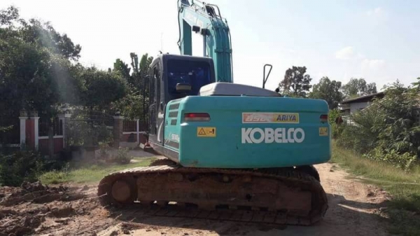ขาย 1,950,000 KOBELCO SK140 LC SUPER X 9,400 ชั่วโมง สวยกิ๊ป เครื่องดี ปั้มดี โช่หนา เอวแน่น ไฟฟ้าครบ เอกสารอินวอยท์  รถอยู่ จ.สุรินทร์  090-772-3710 090-772-3708