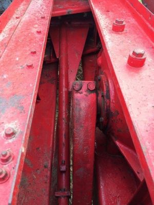 ขายเครื่องอัดฟาง NEWHOLLAND 276 สภาพสวย หัวมัดดี แน่น พร้อมใช้ เจ้าของขายเอง สอบถามได้ ขายเครื่องอัดฟาง NEWHOLLAND 276 สภาพสวย หัวมัดดี แน่น พร้อมใช้ เจ้าของขายเอง สอบถามได้