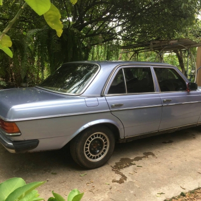 ลดพิเศษ Benz w123 เครื่อง 1J *ผ่อนได้คับ* ลดพิเศษ Benz w123 เครื่อง 1J *ผ่อนได้คับ*
