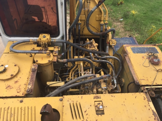 ขายรถแบคโฮ KOMATSU PC 200-5 คอนโทนยาว มีใบอินวอล สนใจโทร 081-970-1072