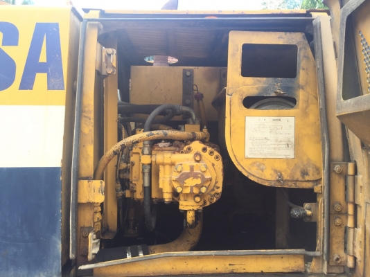 ขายรถแบคโฮ KOMATSU PC 200-5 คอนโทนยาว มีใบอินวอล สนใจโทร 081-970-1072