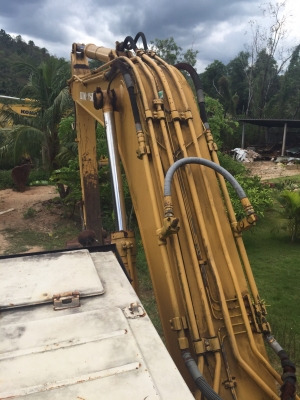 ขายรถแบคโฮ KOMATSU PC 200-5 คอนโทนยาว มีใบอินวอล สนใจโทร 081-970-1072
