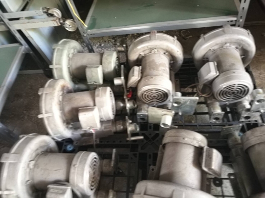 2000 บ. ส่งฟรี 083-2000058 ริงโบลเวอร์ืยี่ห้อ FUJI ดูด-เป่ากำลังแรง กำลัง 550/850 W. ต่อให้พร้อมเสียบไฟบ้าน 220 V.ใช้งานได้เลย(มีหลายตัว)