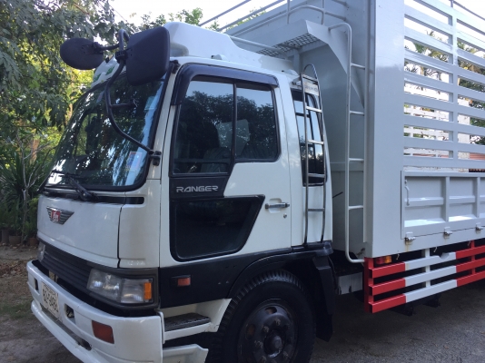 ขายรถ6ล้อ HINO FF2H เดรื่อง HO7C เทอร์โบ 220 แรง กะบะยาว 7.20 ม.กว้าง 2.40ม.สูง 2.30ม.  สภาพสวยๆๆ ขาย 550.000 บาท