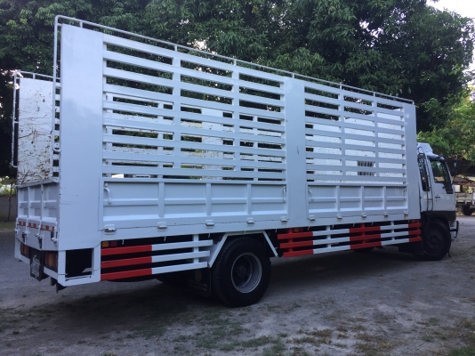 ขายรถ6ล้อ HINO FF2H เดรื่อง HO7C เทอร์โบ 220 แรง กะบะยาว 7.20 ม.กว้าง 2.40ม.สูง 2.30ม.  สภาพสวยๆๆ ขาย 550.000 บาท