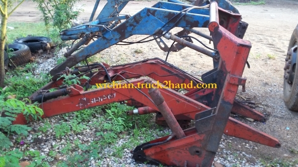 ขายแล้ว ชุดตักหน้ารถไถเก่านอกตามสภาพเลยครับ ตัวนี้ขนาด40-50แรงใส่ได้ครับ เอาไปเก็บงานหน่อยแจ่มเลยราคาถูกๆ