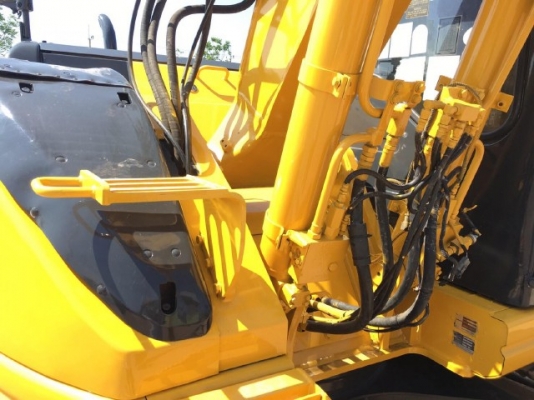 ขายรถแบคโฮ KOMATSU PC128US รถนอกนำเข้าเองจากญี่ปุ่น สภาพสวยพร้อมใช้งาน มีVDOการทำงานครับ