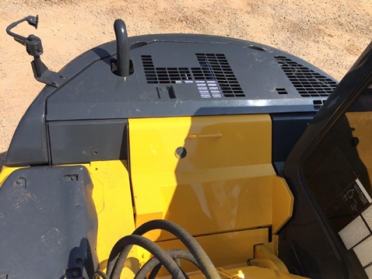 ขายรถแบคโฮ KOMATSU PC128US รถนอกนำเข้าเองจากญี่ปุ่น สภาพสวยพร้อมใช้งาน มีVDOการทำงานครับ