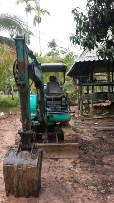 ขาย 220,000บาทต่อลอง Komatsu Pc30 รุ่น 7 &lt;&lt;&lt; เบอร์ติดต่อ 098-7155789