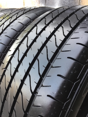 ยาง Dunlop 215-55-17 ปี 16 ครบชุด 4 เส้น 5500 สภาพสวยๆไม่มีปะไม่บวมไม่กินข้าง ดอกยางเหลือเยอะเอาไปวิ่งกันใด้อีกยาวค่ะ ยาง Dunlop 215-55-17 ปี 16 ครบชุด 4 เส้น 5500 สภาพสวยๆไม่มีปะไม่บวมไม่กินข้าง ดอกยางเหลือเยอะเอาไปวิ่งกันใด้อีกยาวค่ะ