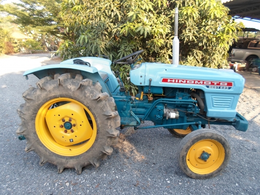 ยังขายอยู่ครับ Hinomoto E23   23เเรง  ราคา 36000 บาท รถพร้อมใช้งาน ตัวเปล่า