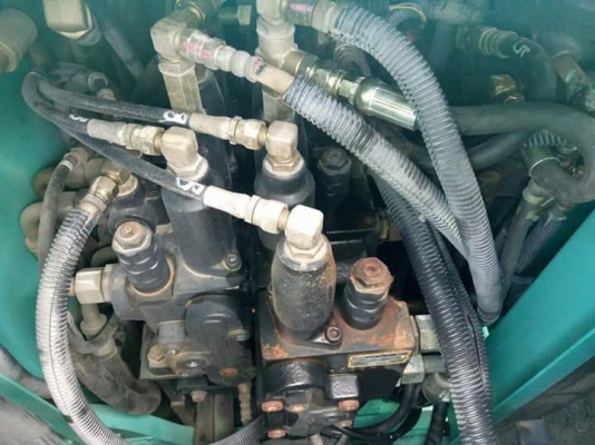 ขายค่ะ..KOBELCO SK135SR  YY04  มาใหม่  เก่าญี่ปุ่นแท้  มีลายแย๊ก  พร้อมใบมีดดัน  สภาพสวยมากๆๆ  ลองระบบกันได้ทุกวัน  โทร  089-3818694  ดวงนภา