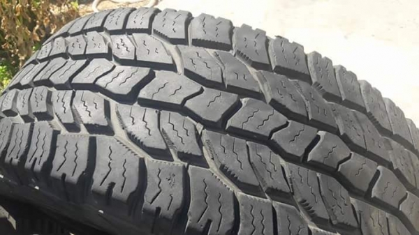 ขายยาง Cooper a/t3 265/65/17 ปี13สวยๆ ขายยาง Cooper a/t3 265/65/17 ปี13สวยๆ