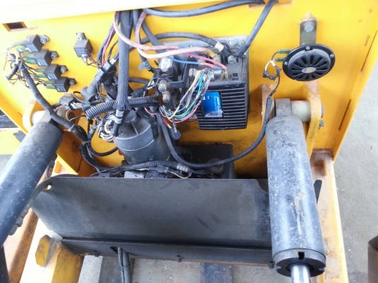 ขายรถยก 1 ตัน ตามสภาพ