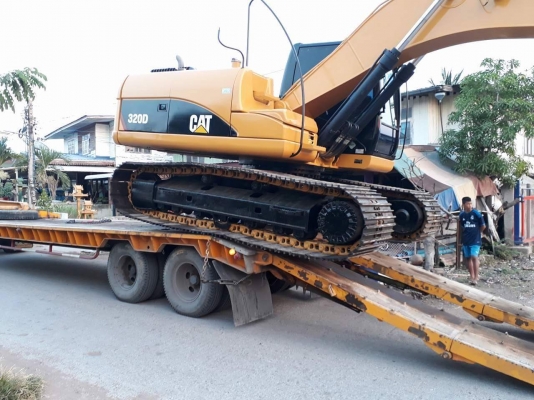 CAT320D