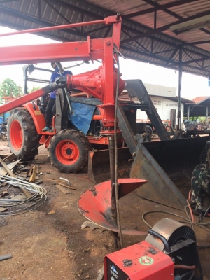 เครื่องเจาะหลุม ขุดดิน ติดรถไถได้ทุกรุ่น ทุกยี่ห้อ ใช้ยอยปั่น รอบ-แรงกำลังดี ขุดลึกได้80cm. ขายปลีกส่ง