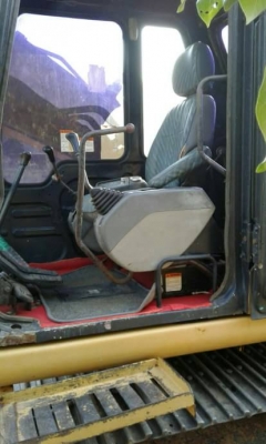 KOMATSU PC200-6