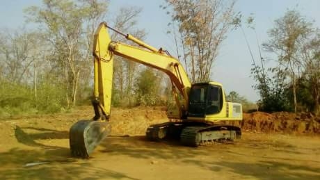KOMATSU PC200-6