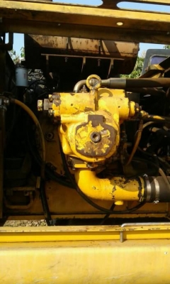 KOMATSU PC200-6
