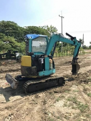 KOMATSU PC28UU-2E