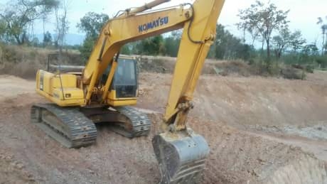 KOMATSU PC200-7