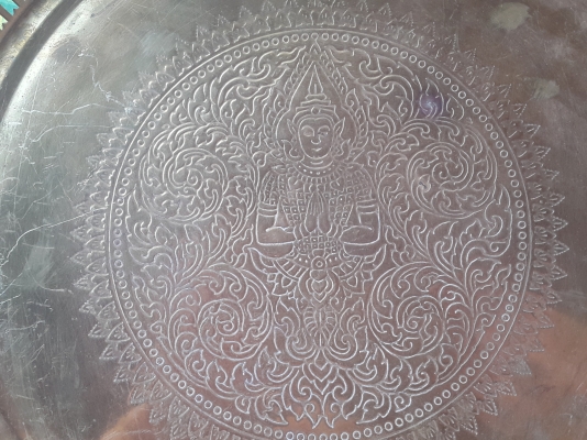 ถาดทองเหลือง ลายเทพพนม 16 นิ้้้้้ว สภาพสวยๆ ใบละ 1,900