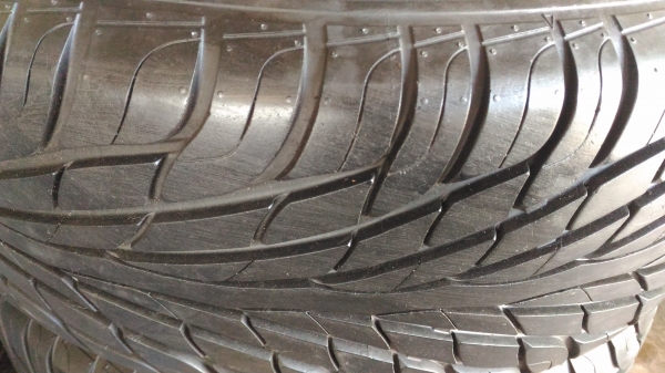 ขายยาง maxxis 265/60/18