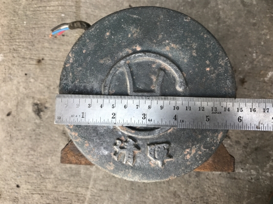 ขายมอเตอร์สั่น-เขย่า H 1/3HP. 380V สภาพสวยเดิมๆ วิ่งนิ่ม สั่นแรง พร้อมใช้งาน มี 3ตัวครับ