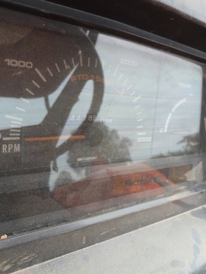 ขายด่วนรถไถ KUBOTA M5000 อุปกรณ์ ผาน6ดันหน้า เครื่องเียร์ดี ท้ายแน่น รถสภาพสด พร้อมใช้งาน เอกสารเล่มทะเบียน