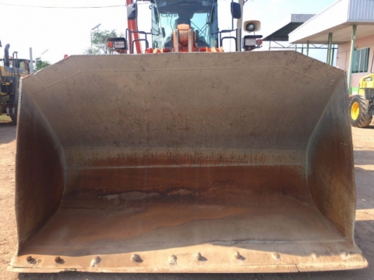 ขายรถตักล้อยาง HITACHI ZW220 (เทียบเท่า WA380-6) ปี 2012 รถนอกนำเข้าจากญี่ปุ่น มีVDOการทำงานครับ