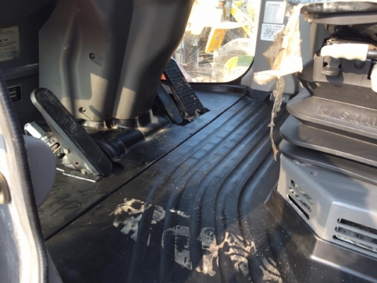 ขายรถตักล้อยาง HITACHI ZW220 (เทียบเท่า WA380-6) ปี 2012 รถนอกนำเข้าจากญี่ปุ่น มีVDOการทำงานครับ