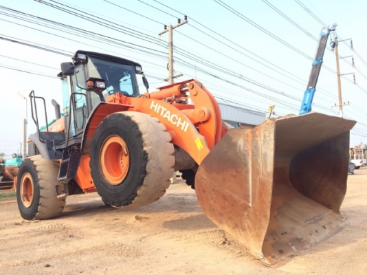 ขายรถตักล้อยาง HITACHI ZW220 (เทียบเท่า WA380-6) ปี 2012 รถนอกนำเข้าจากญี่ปุ่น มีVDOการทำงานครับ