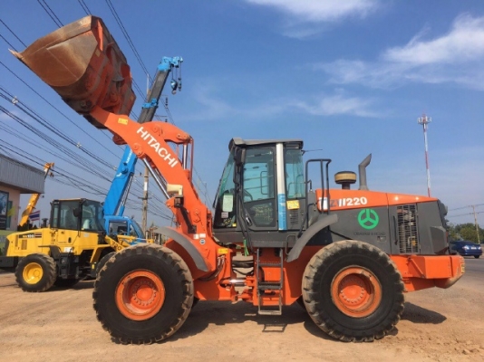 ขายรถตักล้อยาง HITACHI ZW220 (เทียบเท่า WA380-6) ปี 2012 รถนอกนำเข้าจากญี่ปุ่น มีVDOการทำงานครับ