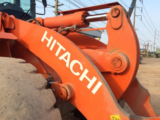 ขายรถตักล้อยาง HITACHI ZW220 (เทียบเท่า WA380-6) ปี 2012 รถนอกนำเข้าจากญี่ปุ่น มีVDOการทำงานครับ