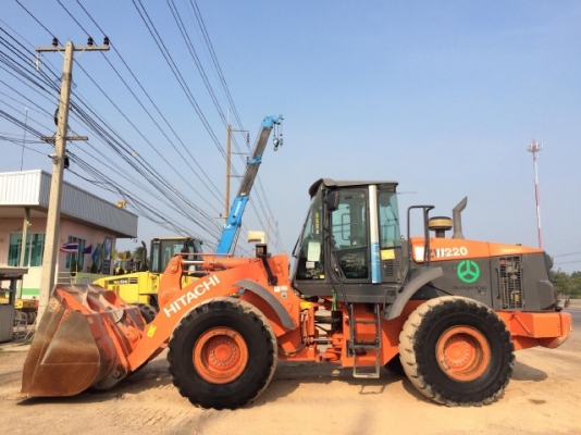 ขายรถตักล้อยาง HITACHI ZW220 (เทียบเท่า WA380-6) ปี 2012 รถนอกนำเข้าจากญี่ปุ่น มีVDOการทำงานครับ