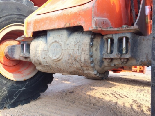 ขายรถตักล้อยาง HITACHI ZW220 (เทียบเท่า WA380-6) ปี 2012 รถนอกนำเข้าจากญี่ปุ่น มีVDOการทำงานครับ