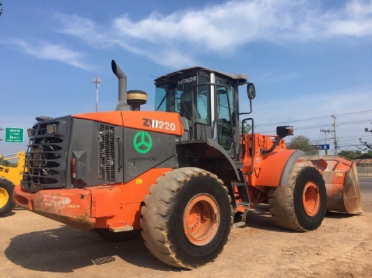 ขายรถตักล้อยาง HITACHI ZW220 (เทียบเท่า WA380-6) ปี 2012 รถนอกนำเข้าจากญี่ปุ่น มีVDOการทำงานครับ