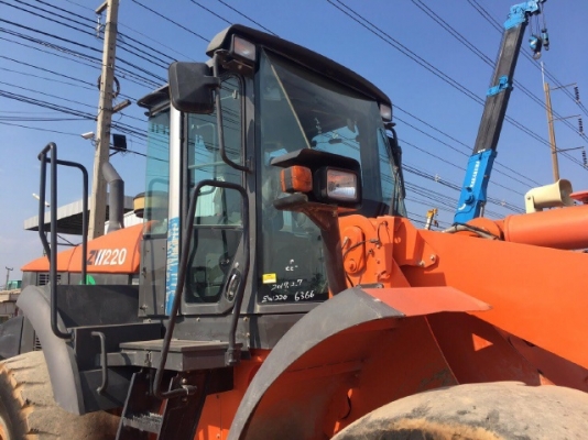 ขายรถตักล้อยาง HITACHI ZW220 (เทียบเท่า WA380-6) ปี 2012 รถนอกนำเข้าจากญี่ปุ่น มีVDOการทำงานครับ