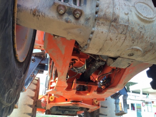 ขายรถตักล้อยาง HITACHI ZW220 (เทียบเท่า WA380-6) ปี 2012 รถนอกนำเข้าจากญี่ปุ่น มีVDOการทำงานครับ