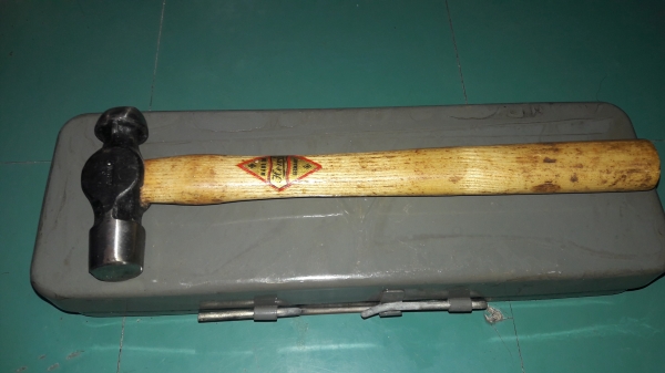 ขายค้อนตุ้ม3/4ปอน HENRY  Made in Germany.ใหม่เก่าเก็บ