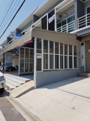 For sale ขายบ้านปลูกใหม่ ทาวเฮ้าส์ For sale ขายบ้านปลูกใหม่ ทาวเฮ้าส์