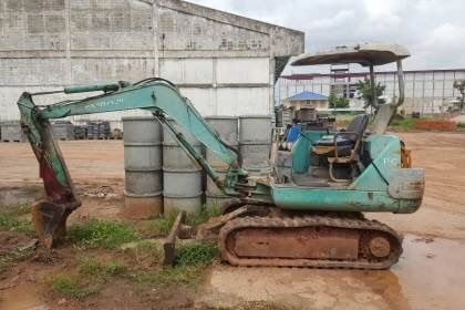 ขาย 255,000  บาท KOMATSU PC20-7 รถพร้อมใช้งาน เครื่องแห้งแน่นไม่เยิ้ม ปั้มดี ช่วงล่างดี แทรคเพิ่งเปลี่ยนใหม่ เอกสารใบซื้อขาย  รถอยู่ จ.อุดรธานี โทร&amp;ไอดีไลน์ 0610710295
